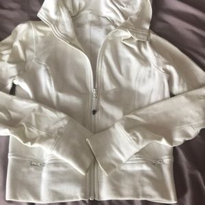 Lululemon jacket 8